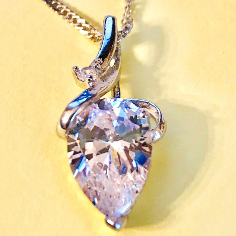 18-20"adj. 5CT AAAAA Pear/Teardrop Cut Diamonique CZ White Gold Plated Necklace